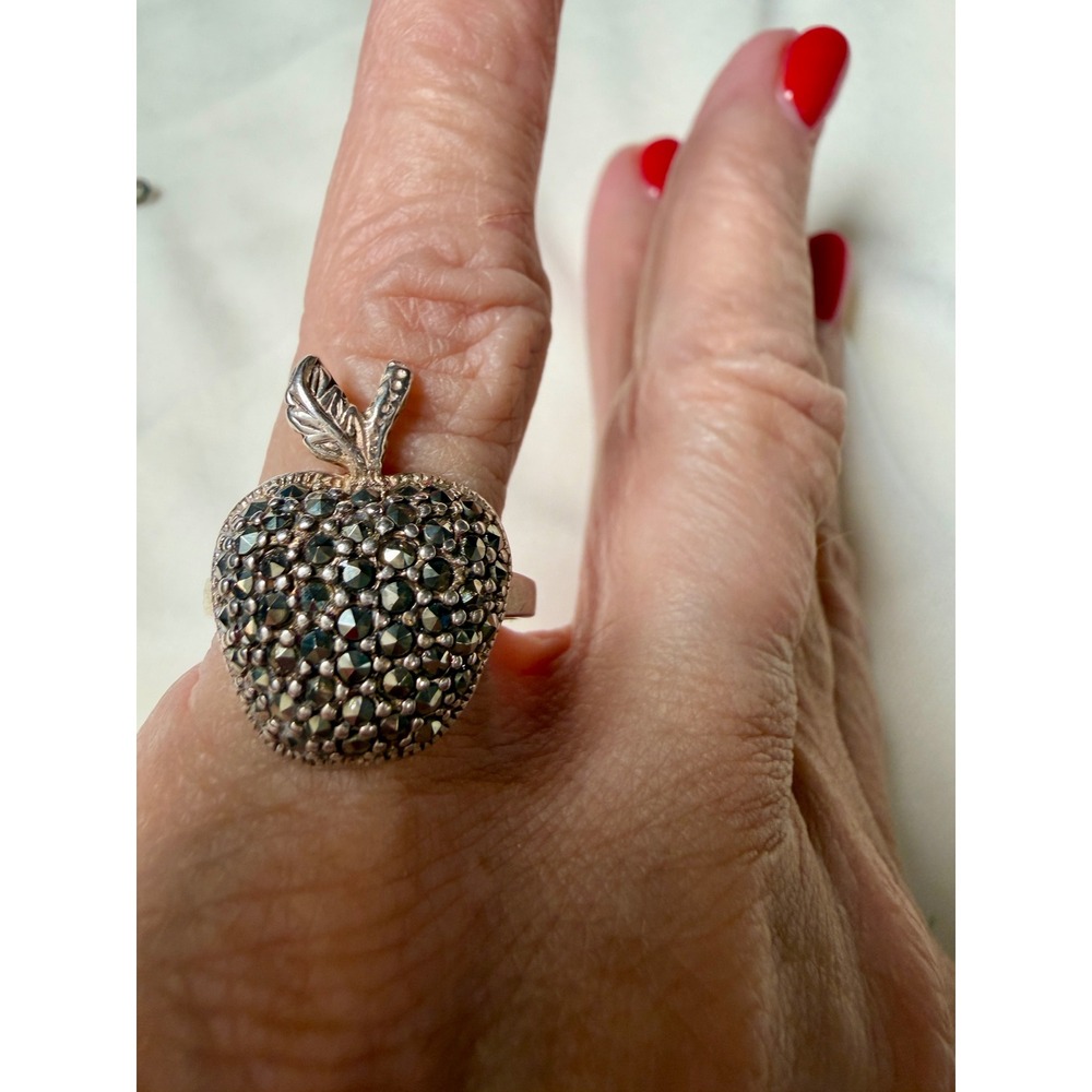 Vintage 925 Sterling Silver Marcasite Apple Statement Ring Pavé Fruit Jewelry